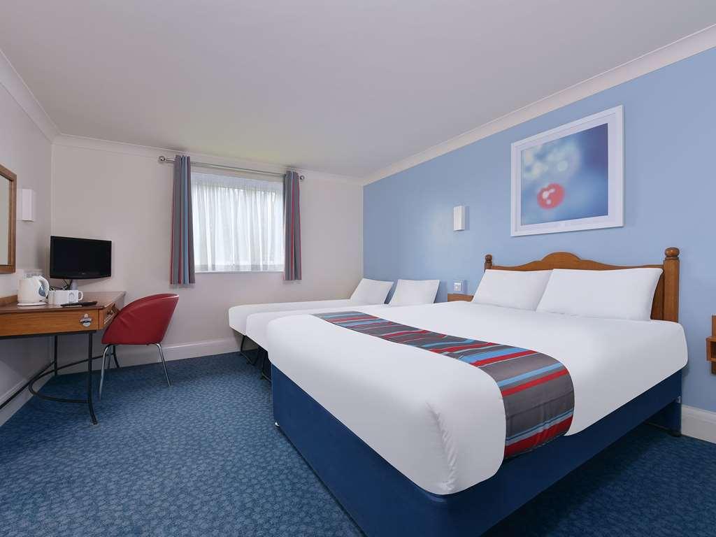 Travelodge Bedford Goldington Road Camera foto