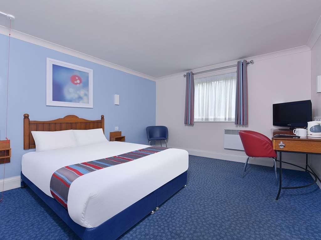 Travelodge Bedford Goldington Road Camera foto