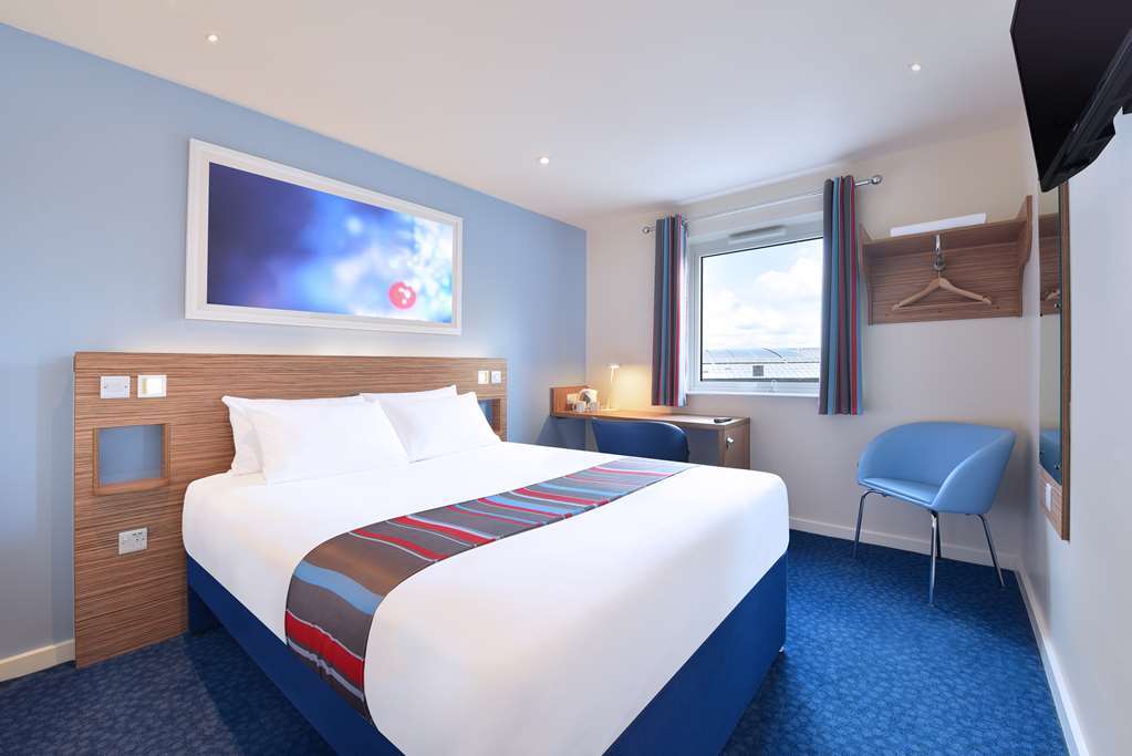Travelodge Bedford Goldington Road Camera foto